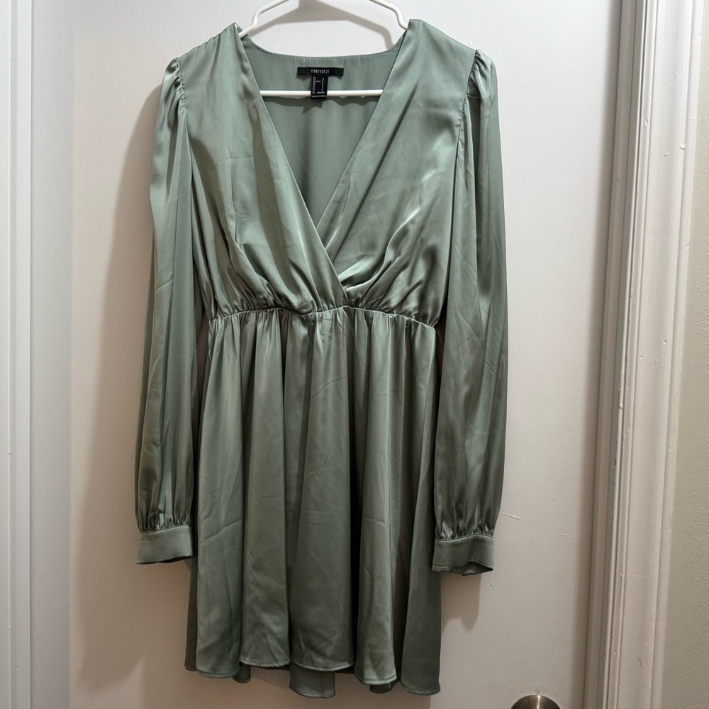 Forever 21 Sage Long Sleeve Dress